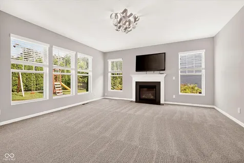 239 Entrance Hall View Greenwood IN 46142