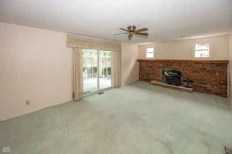 5521 N Sugar Hills Drive Greenfield IN 46140