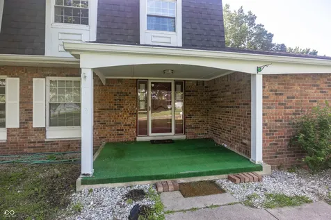 5521 N Sugar Hills Drive Greenfield IN 46140