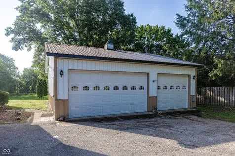 5521 N Sugar Hills Drive Greenfield IN 46140