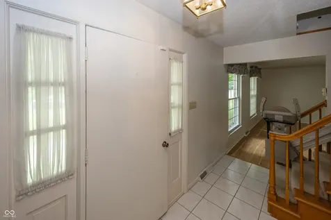 5521 N Sugar Hills Drive Greenfield IN 46140