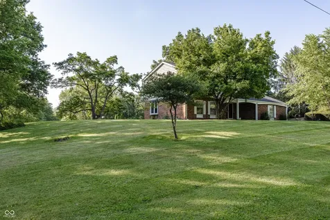 5521 N Sugar Hills Drive Greenfield IN 46140