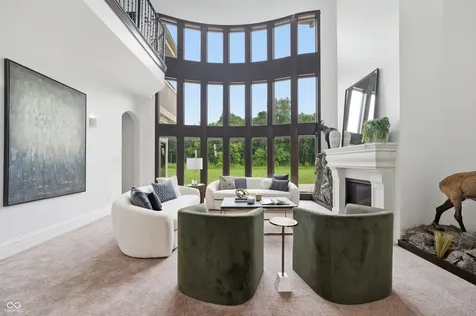910 S 800 E Zionsville IN 46077