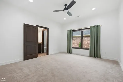 910 S 800 E Zionsville IN 46077