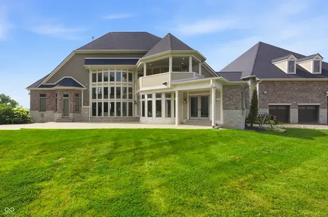 910 S 800 E Zionsville IN 46077