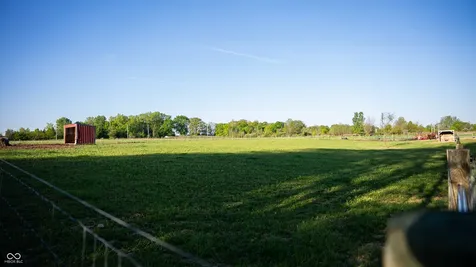 910 S 800 E Zionsville IN 46077