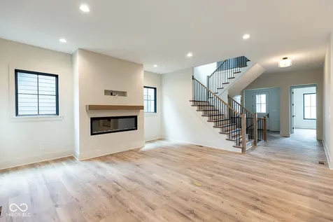 871 Rosemary Carmel IN 46032