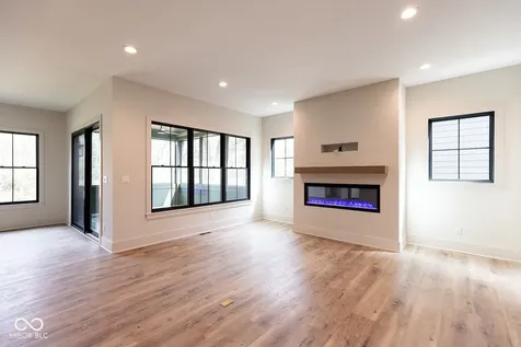 871 Rosemary Carmel IN 46032