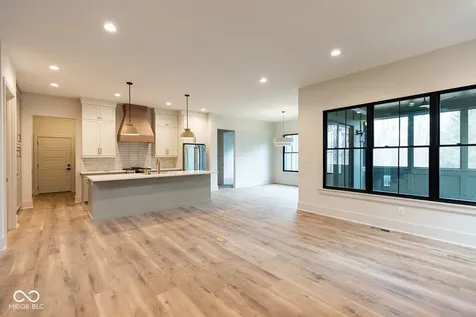 871 Rosemary Carmel IN 46032