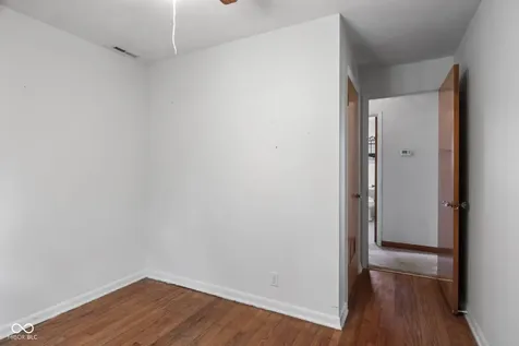 2172 E 500 N Whiteland IN 46184