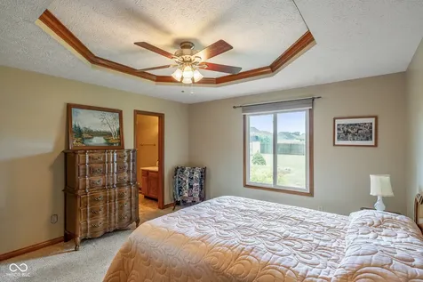 124 N County Rd 300 E Danville IN 46122