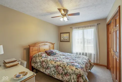 124 N County Rd 300 E Danville IN 46122