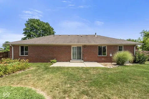 124 N County Rd 300 E Danville IN 46122