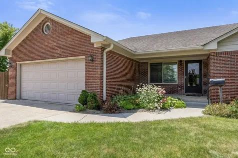 124 N County Rd 300 E Danville IN 46122
