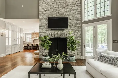 9648 Irishmans Run Lane Zionsville IN 46077