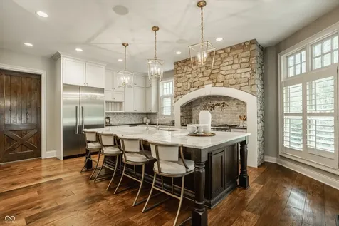 9648 Irishmans Run Lane Zionsville IN 46077