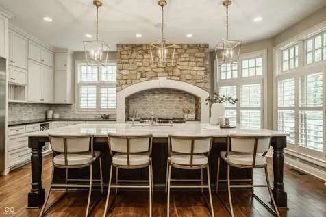9648 Irishmans Run Lane Zionsville IN 46077