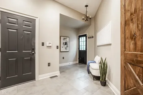 9648 Irishmans Run Lane Zionsville IN 46077