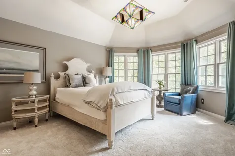 9648 Irishmans Run Lane Zionsville IN 46077