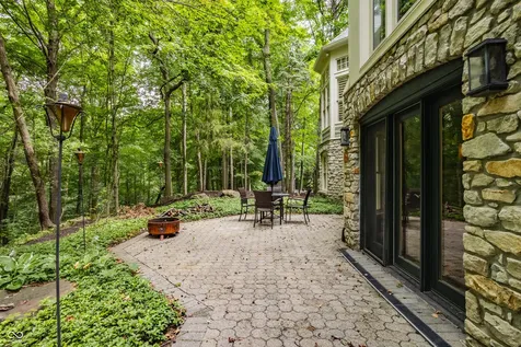 9648 Irishmans Run Lane Zionsville IN 46077