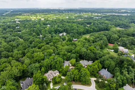 9648 Irishmans Run Lane Zionsville IN 46077