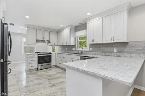 2721 Amherst Street Indianapolis IN 46268