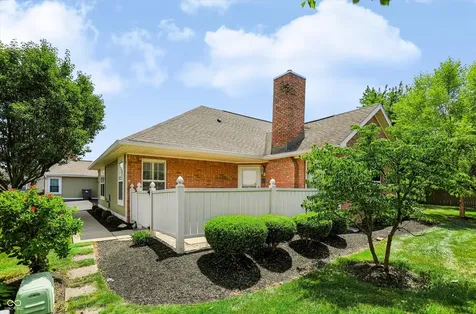7335 Chapel Villas Lane Indianapolis IN 46214