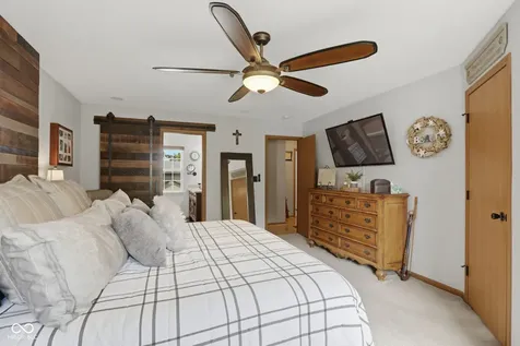 7713 Lake Vista Lane Indianapolis IN 46217