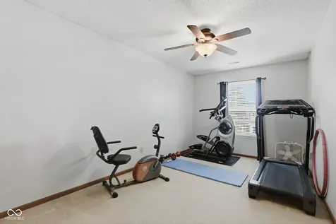 7713 Lake Vista Lane Indianapolis IN 46217