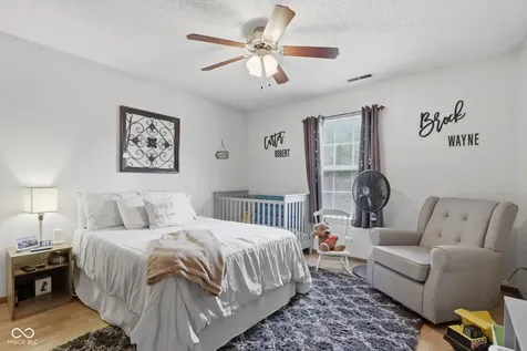 7713 Lake Vista Lane Indianapolis IN 46217
