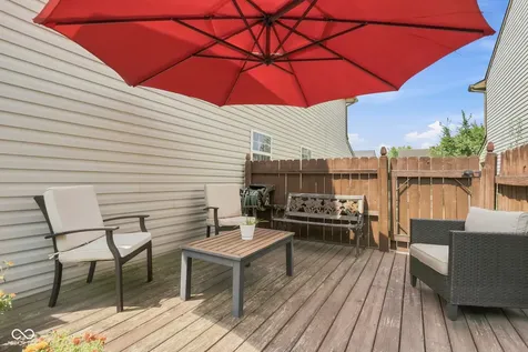 7713 Lake Vista Lane Indianapolis IN 46217