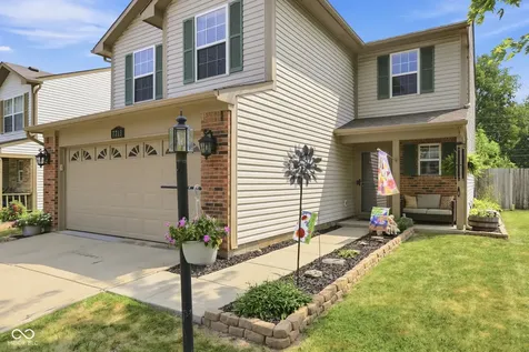 7713 Lake Vista Lane Indianapolis IN 46217