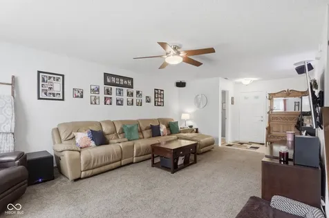 7713 Lake Vista Lane Indianapolis IN 46217