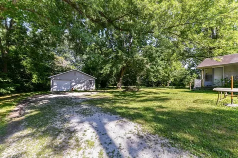 13182 Cyntheanne Road Fishers IN 46037