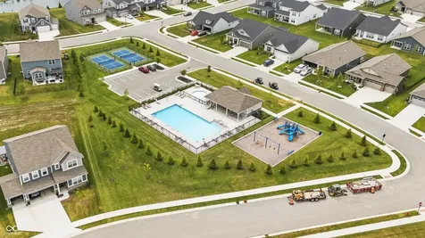 7129 Firestone Road Whitestown IN 46075
