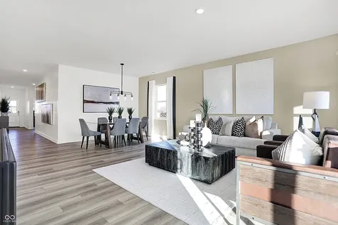 9322 Harston Street Mccordsville IN 46055