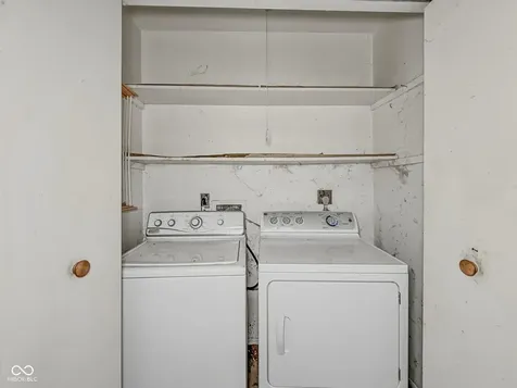 7962 Stafford Lane Indianapolis IN 46260