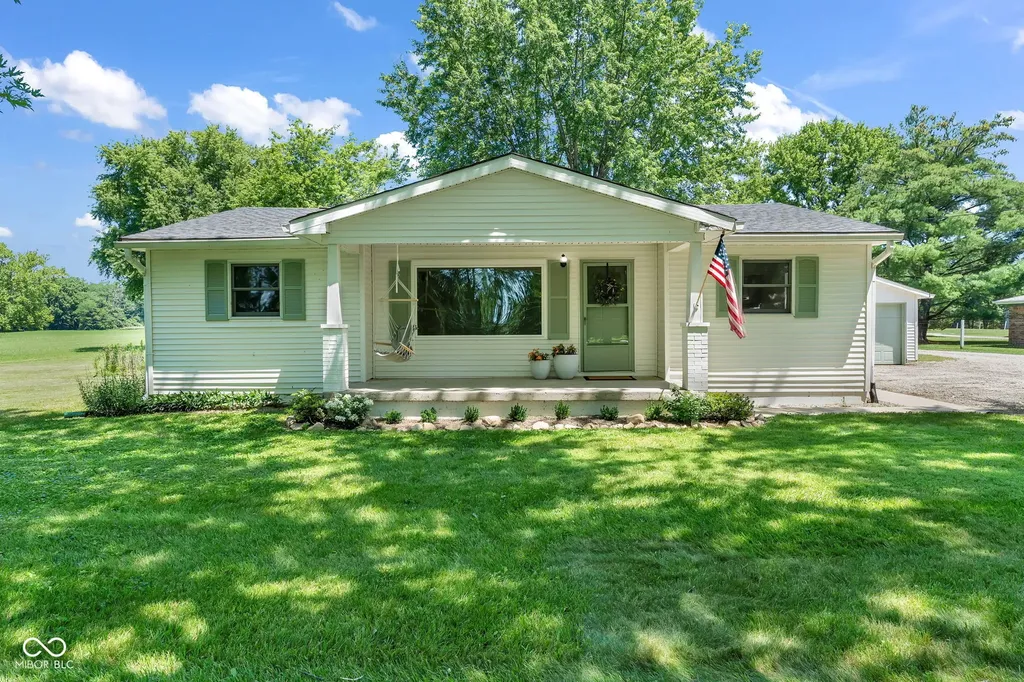 9805 N County Road 750 E Brownsburg IN 46112