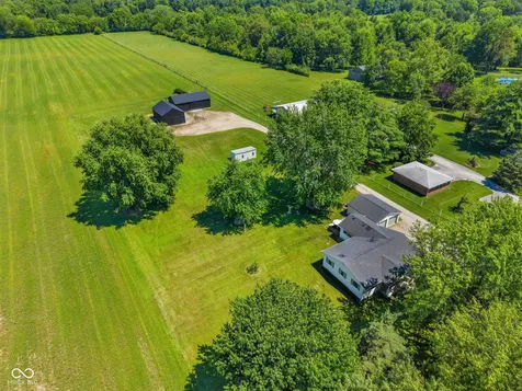9805 N County Road 750 E Brownsburg IN 46112