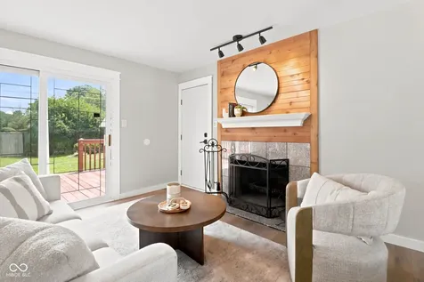 4917 Manning Road Indianapolis IN 46228