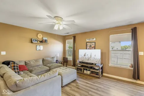 11274 N Sashing Way Monrovia IN 46157