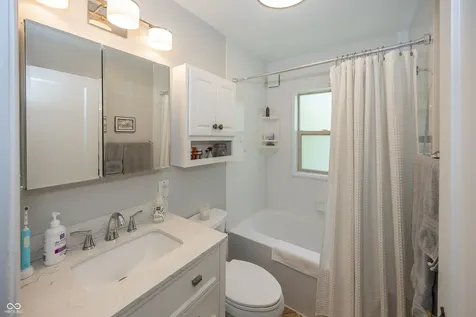 5828 Indianola Avenue Indianapolis IN 46220