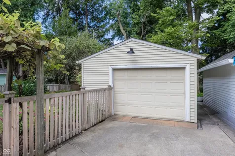 5828 Indianola Avenue Indianapolis IN 46220