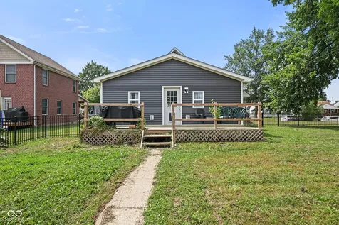 1924 S I Street Elwood IN 46036