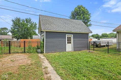 1924 S I Street Elwood IN 46036