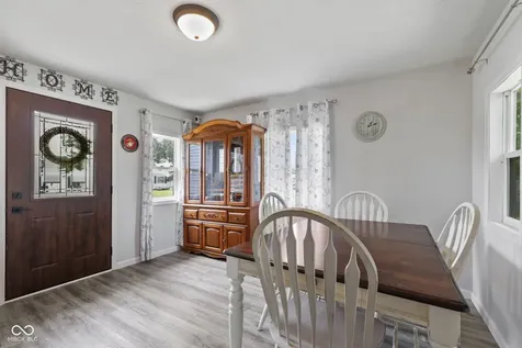 1924 S I Street Elwood IN 46036
