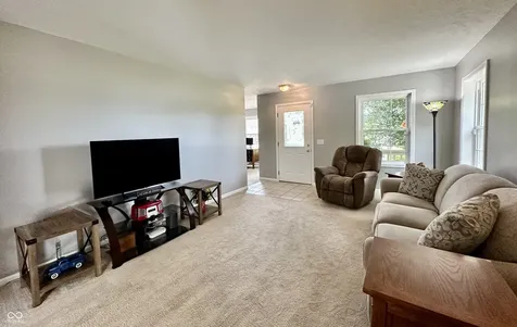 1142 S Teresa Drive Martinsville IN 46151