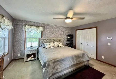 1142 S Teresa Drive Martinsville IN 46151