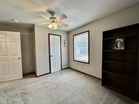 1142 S Teresa Drive Martinsville IN 46151