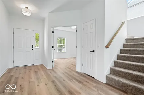 5136 Gray Wood Court Indianapolis IN 46235